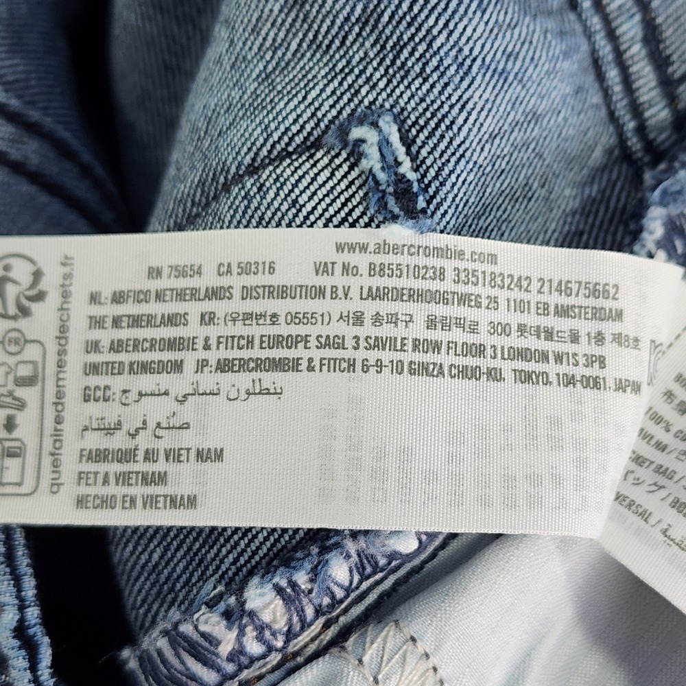 NWT Hollister Curvy Ultra High Rise Baggy Jeans Women w26 2R Wide Leg Streetwear - Picture 6 of 15